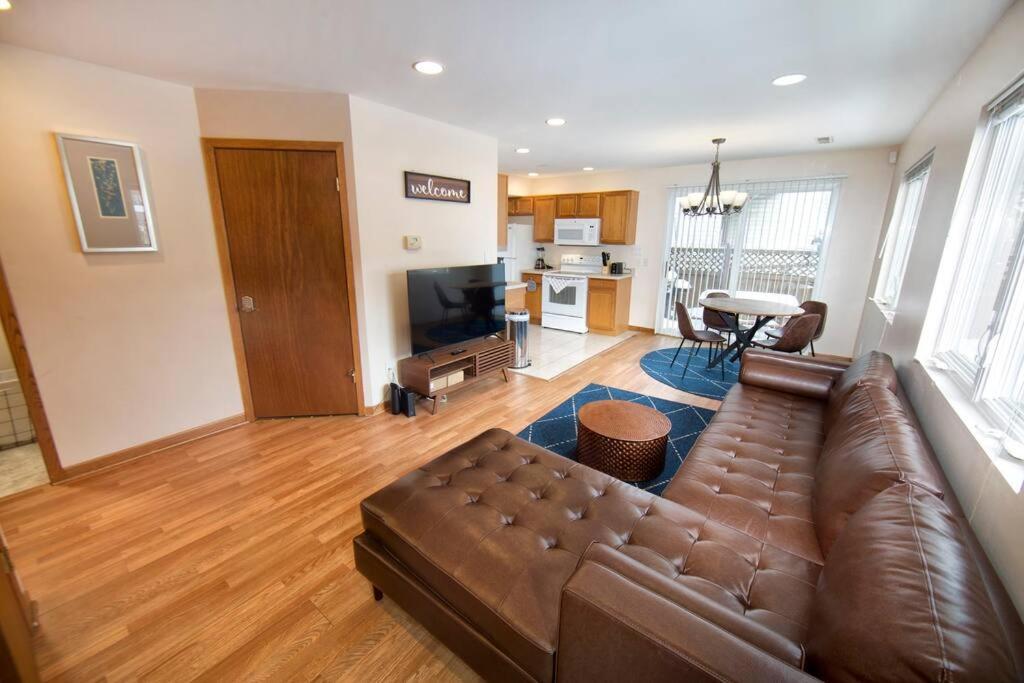 Tucked Away Off Brady - 4 Beds Daire Milwaukee Dış mekan fotoğraf